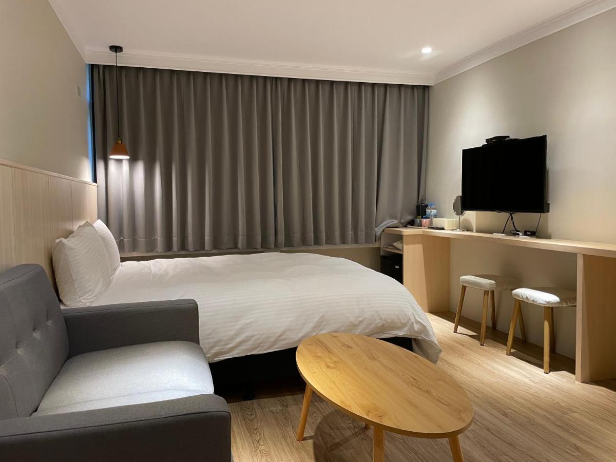Yoshi Hotel - Tainan Station Branch 외부 사진