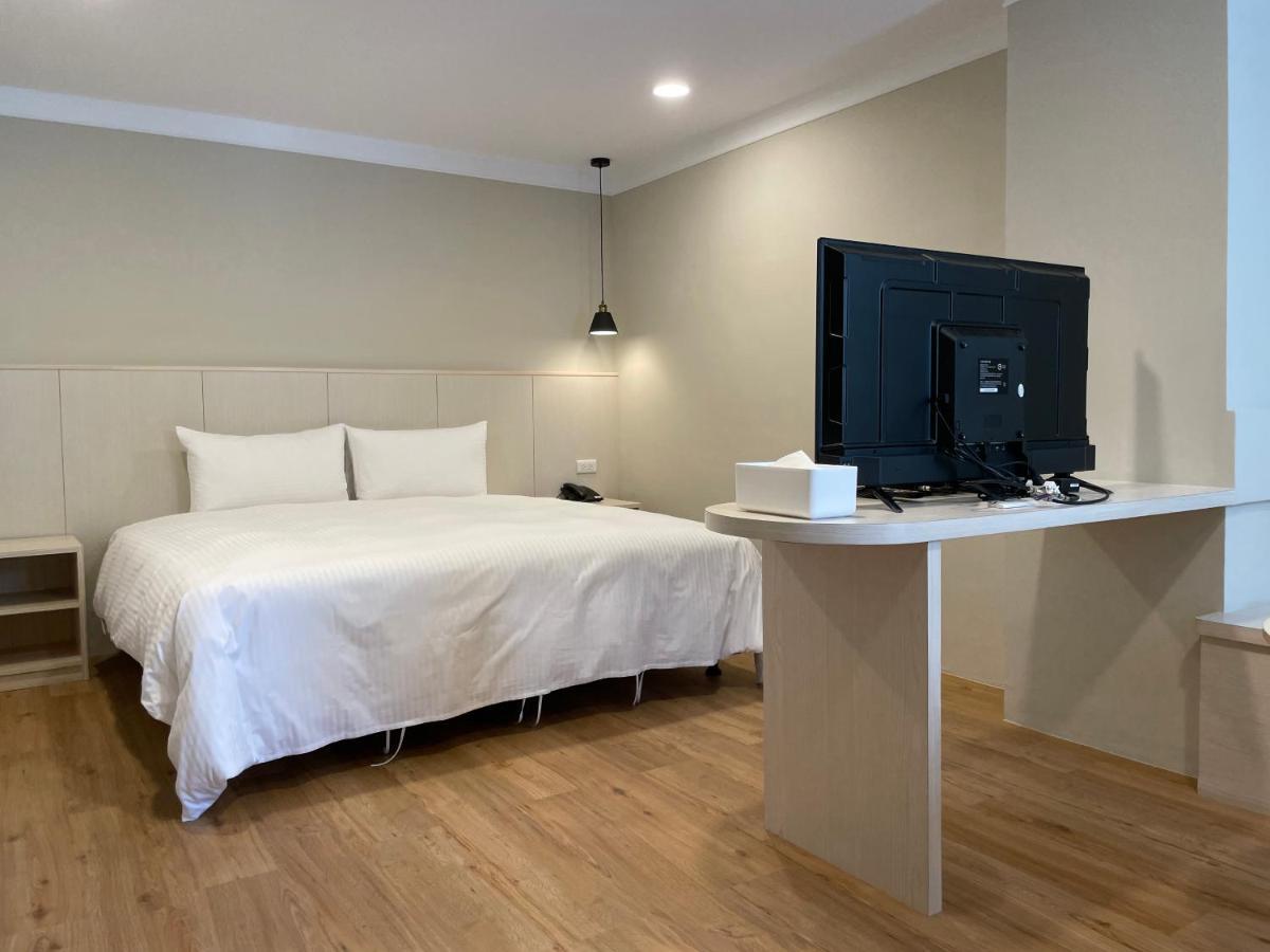 Yoshi Hotel - Tainan Station Branch 외부 사진
