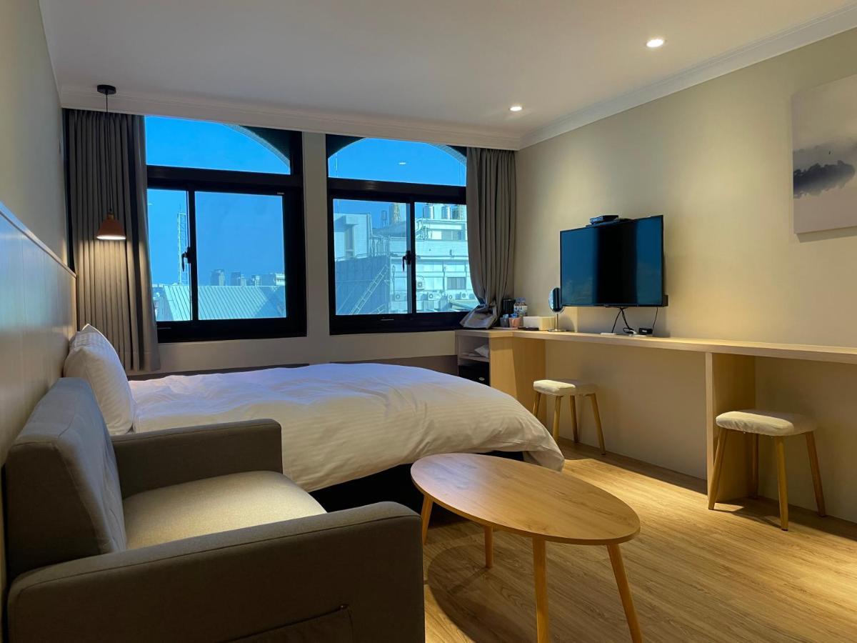 Yoshi Hotel - Tainan Station Branch 외부 사진