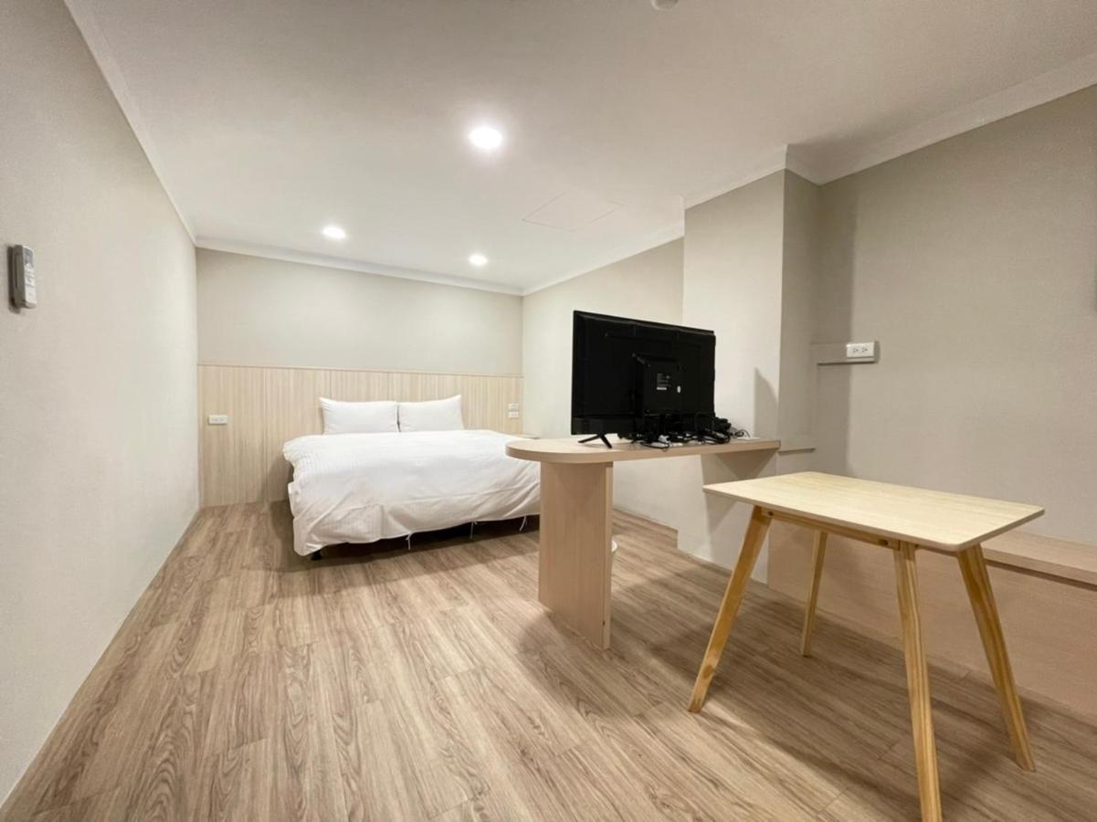 Yoshi Hotel - Tainan Station Branch 외부 사진