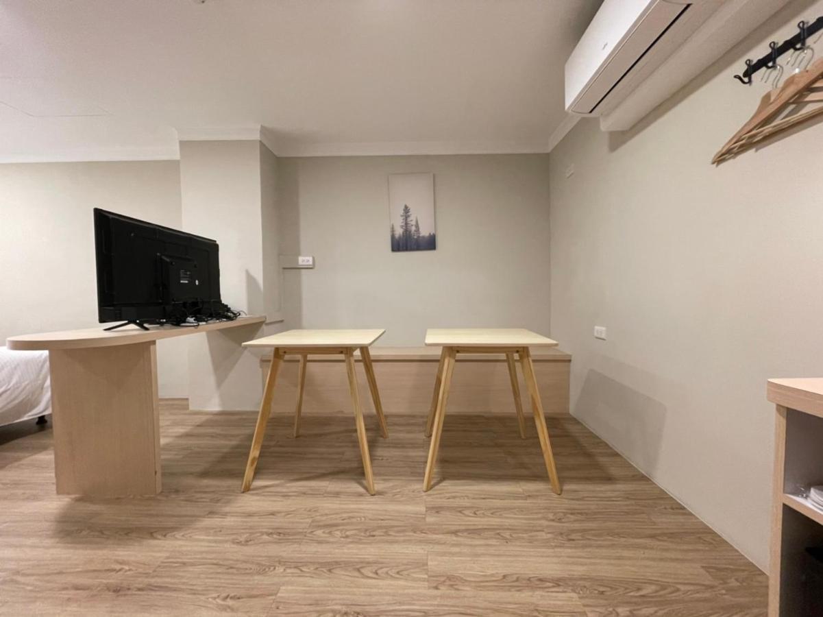 Yoshi Hotel - Tainan Station Branch 외부 사진