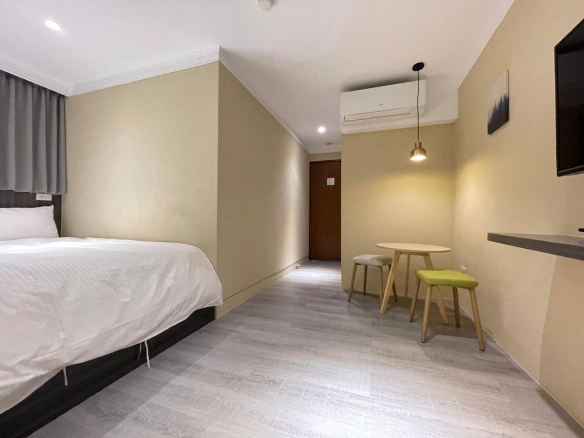 Yoshi Hotel - Tainan Station Branch 외부 사진