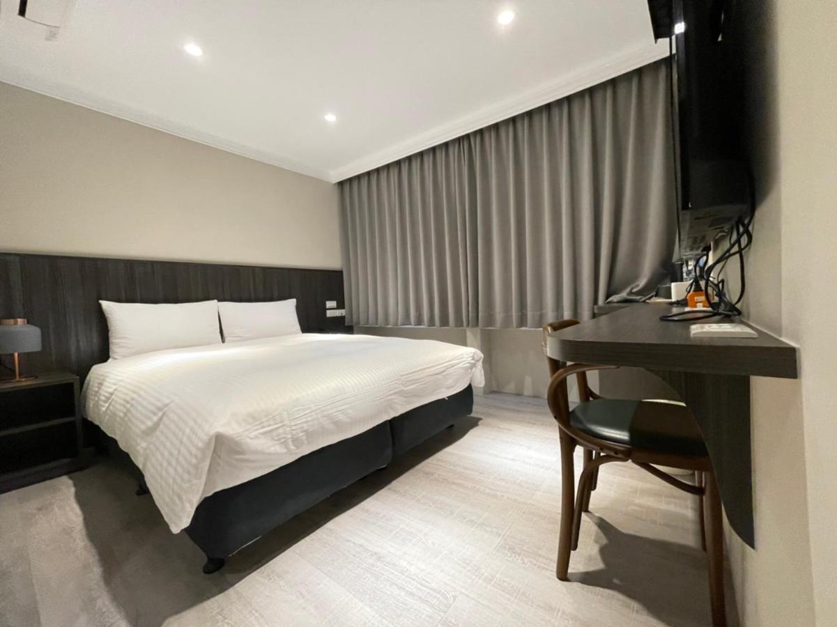 Yoshi Hotel - Tainan Station Branch 외부 사진