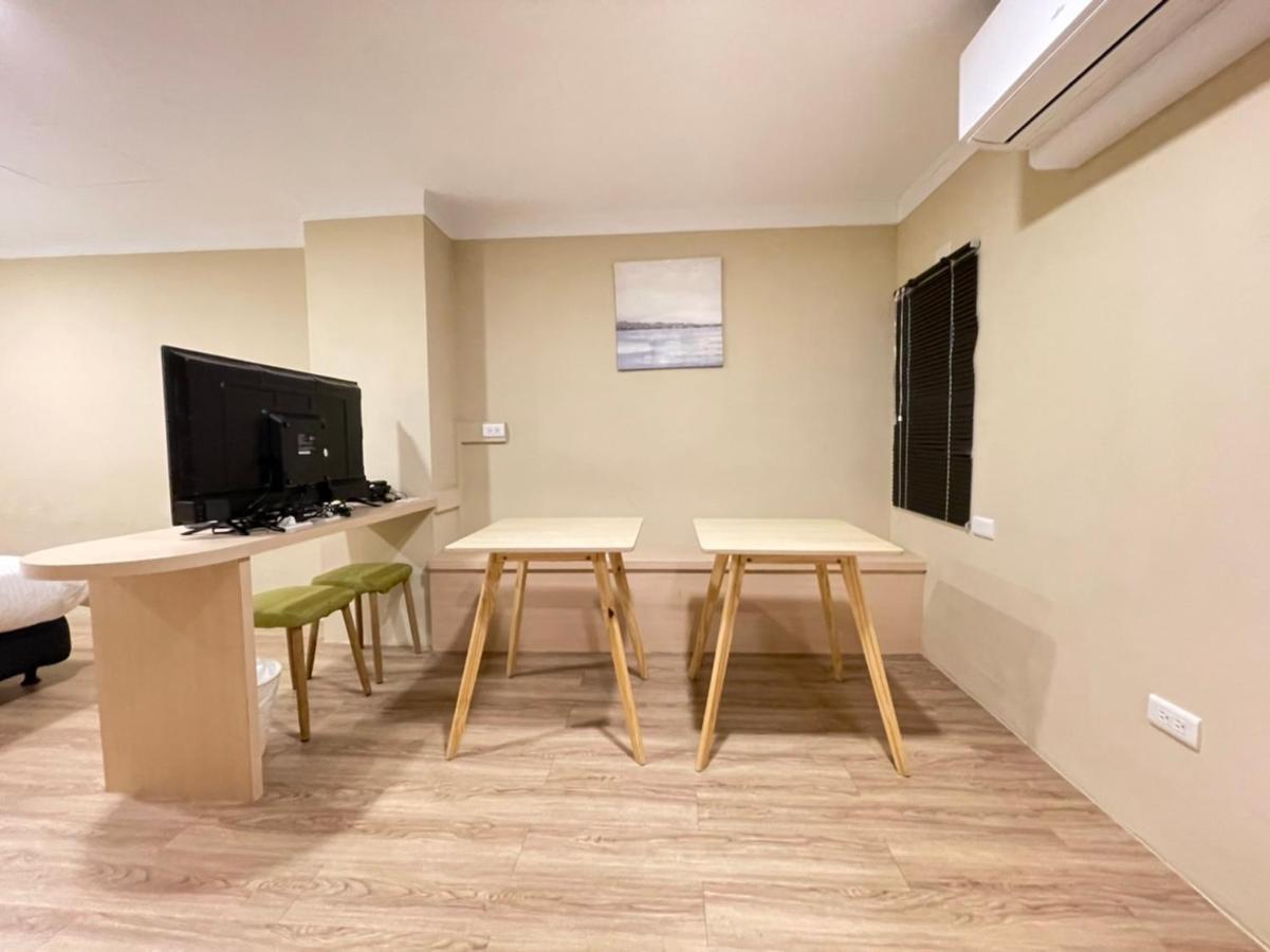 Yoshi Hotel - Tainan Station Branch 외부 사진