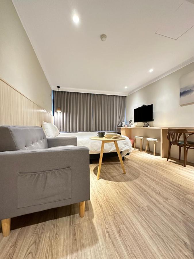Yoshi Hotel - Tainan Station Branch 외부 사진