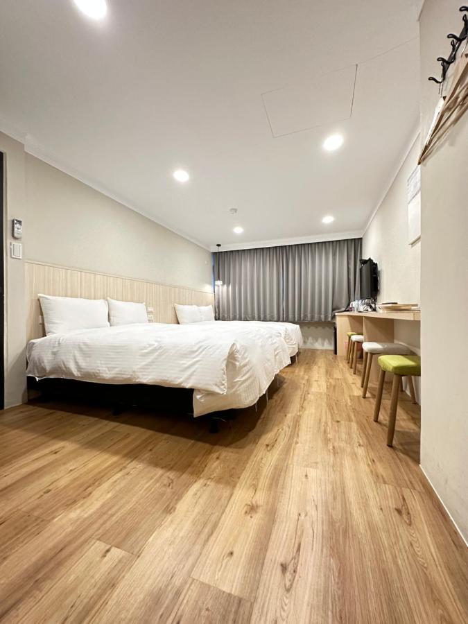 Yoshi Hotel - Tainan Station Branch 외부 사진
