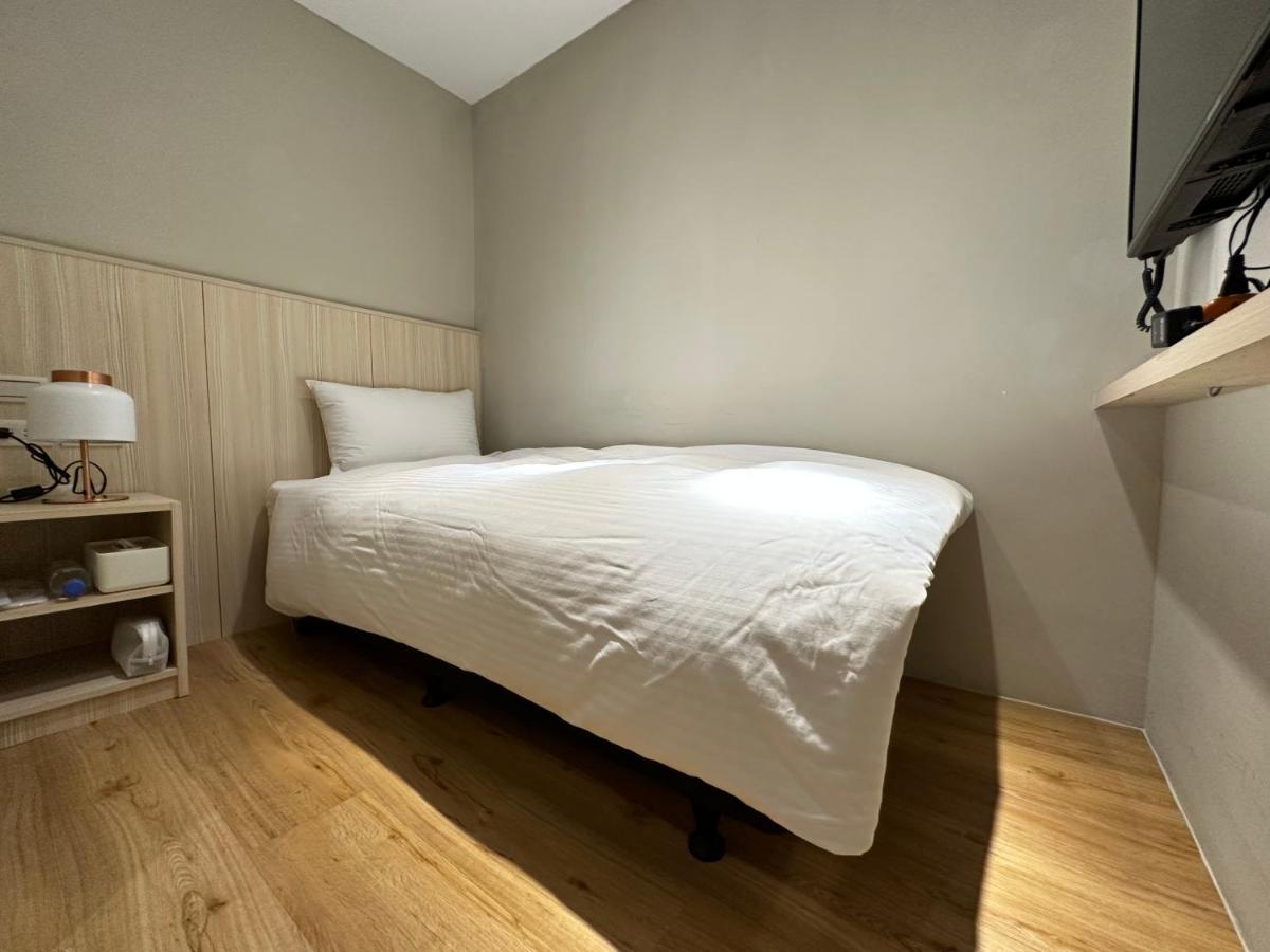 Yoshi Hotel - Tainan Station Branch 외부 사진